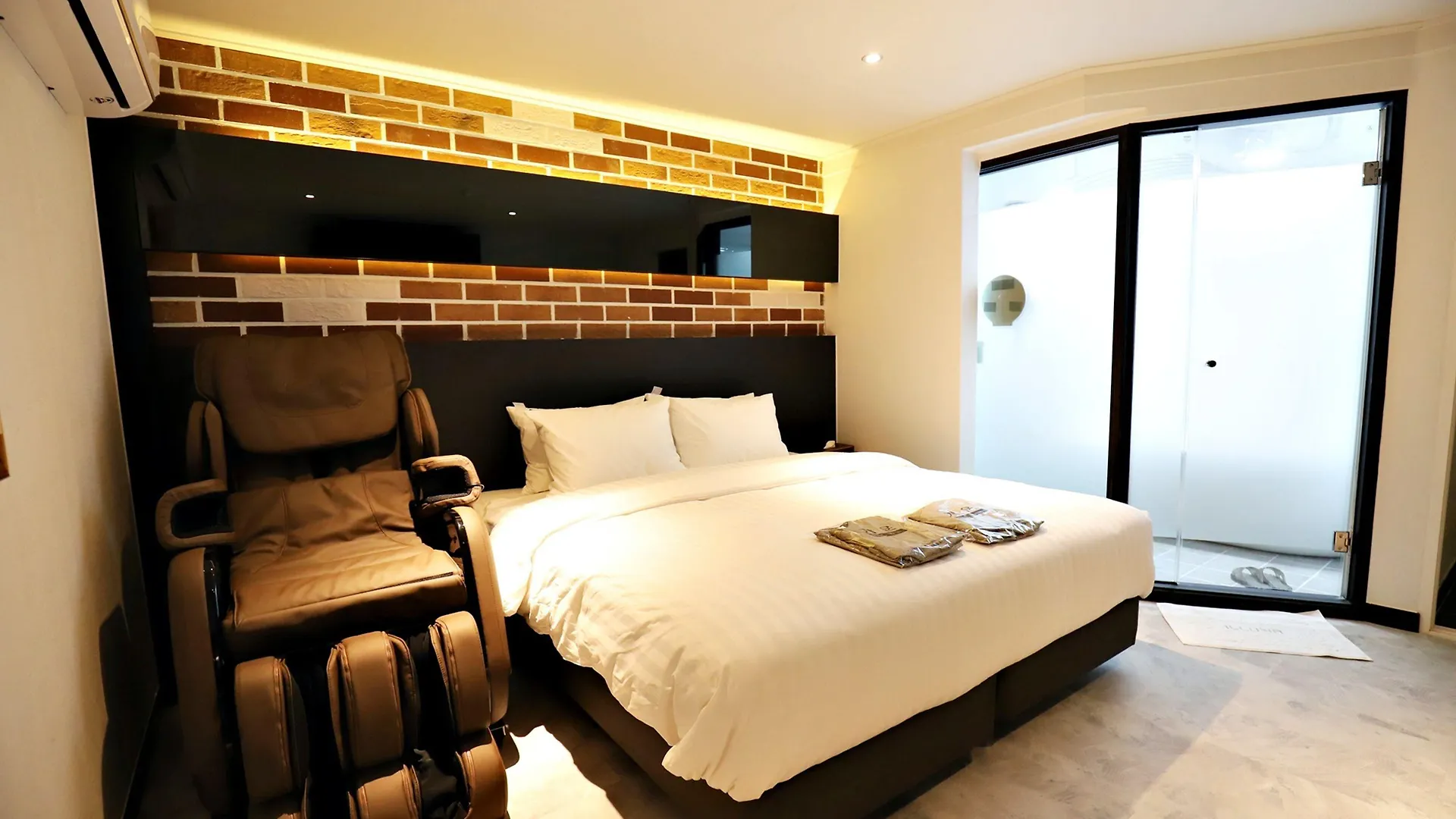 Incheon Illuwa Hotel South Korea