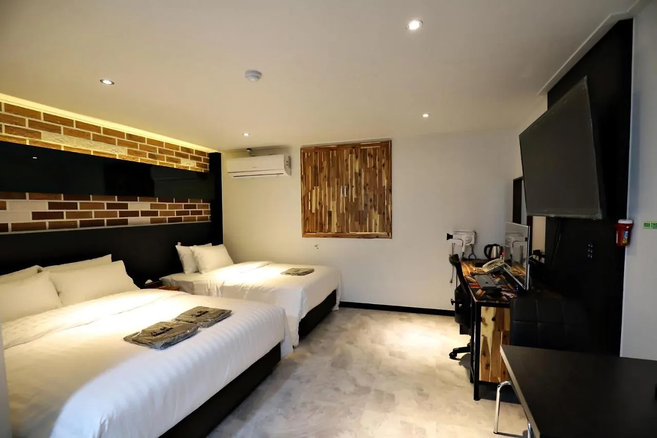 ***  Incheon Illuwa Hotel South Korea